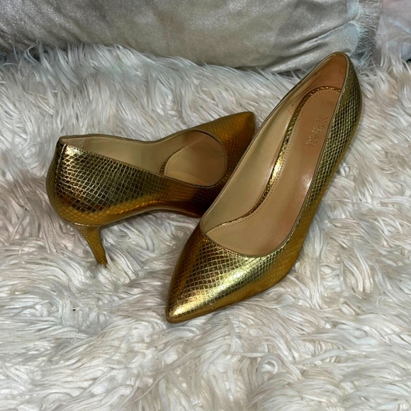 Michael Kors Shoes Michael Kors Gold Pumps Size 95 Poshmark